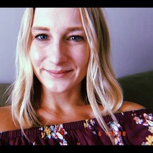 Meet your Posher, Kelly